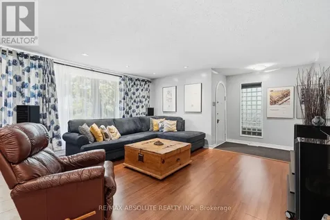 829 Montreal Road Ottawa ON K1K 0S9