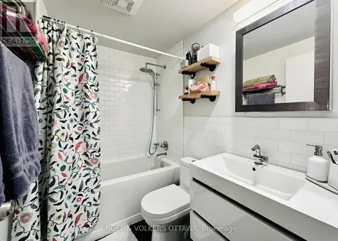 383 Cumberland Street Ottawa ON K1N 1J7