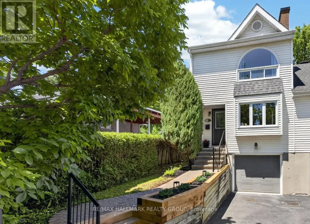 1265 Coldrey Avenue Ottawa ON K1Z 7P6