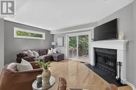 1265 Coldrey Avenue Ottawa ON K1Z 7P6