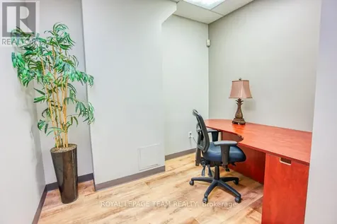 84 Centrepointe Drive Ottawa ON K2G 6B1