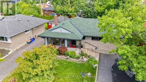 879 Pleasant Park Road Ottawa ON K1G 1Z1