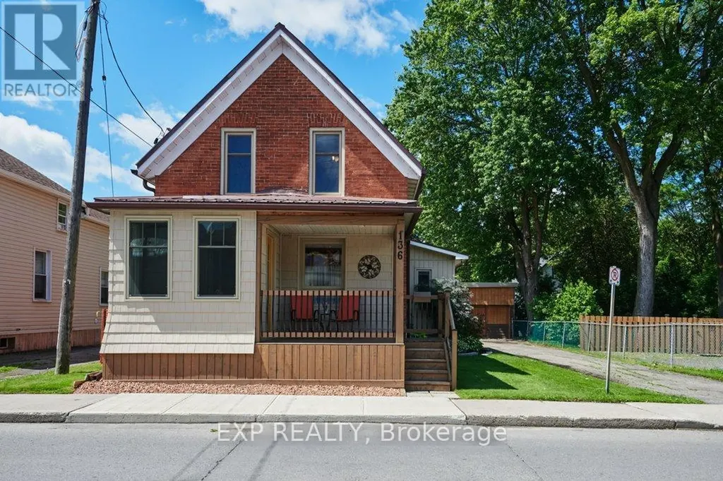 136 Park Street Brockville ON K6V 2G9