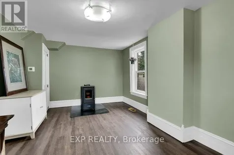136 Park Street Brockville ON K6V 2G9