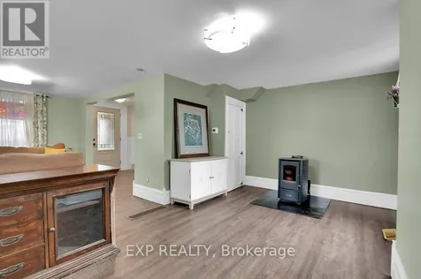 136 Park Street Brockville ON K6V 2G9