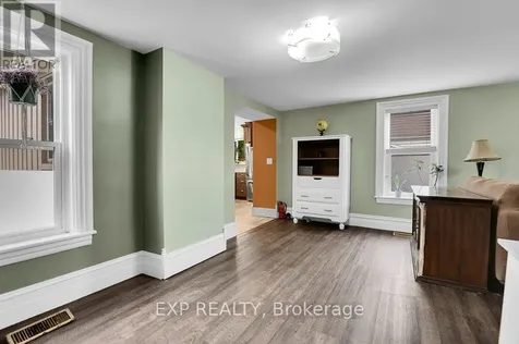136 Park Street Brockville ON K6V 2G9