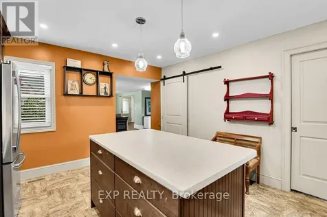 136 Park Street Brockville ON K6V 2G9