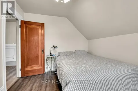 136 Park Street Brockville ON K6V 2G9