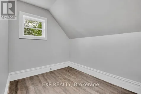 136 Park Street Brockville ON K6V 2G9