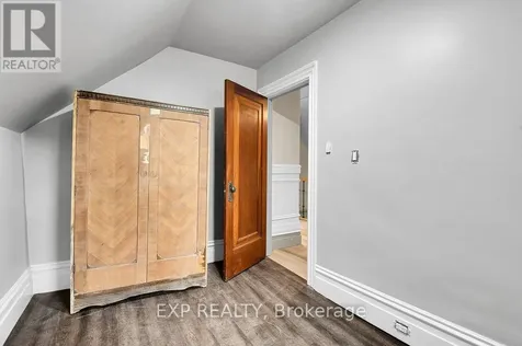 136 Park Street Brockville ON K6V 2G9