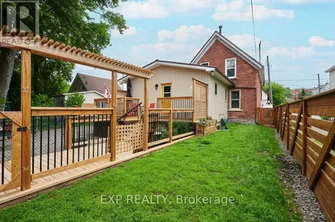 136 Park Street Brockville ON K6V 2G9