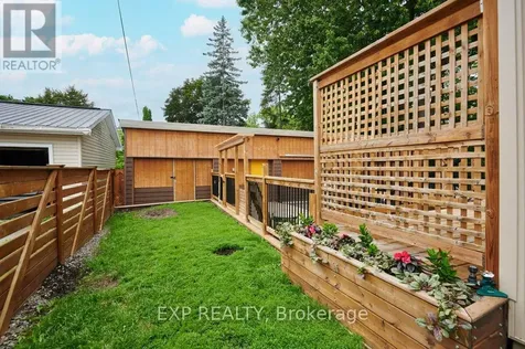 136 Park Street Brockville ON K6V 2G9