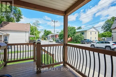 136 Park Street Brockville ON K6V 2G9