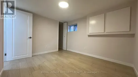 610 Alesther Street Ottawa ON K1K 1J2