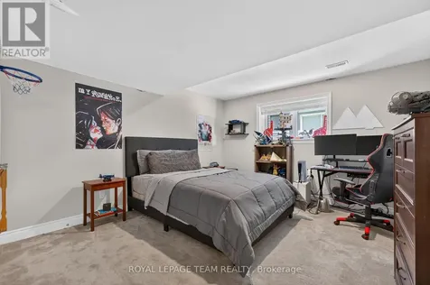 16 Matthews Street Carleton Place ON K7C 0E7