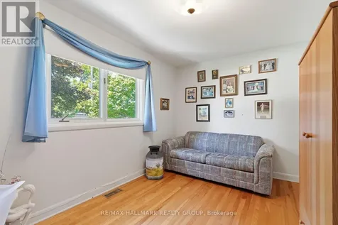 507 Sirois Avenue Ottawa ON K1K 1H5