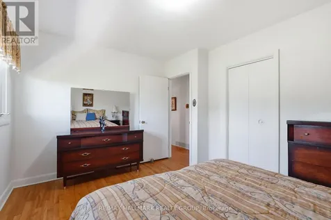 507 Sirois Avenue Ottawa ON K1K 1H5