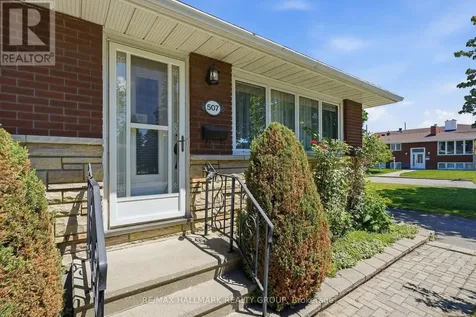 507 Sirois Avenue Ottawa ON K1K 1H5