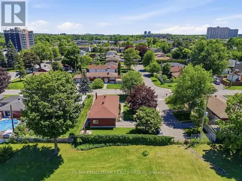507 Sirois Avenue Ottawa ON K1K 1H5