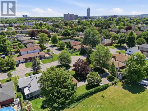 507 Sirois Avenue Ottawa ON K1K 1H5