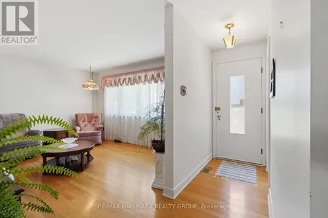 507 Sirois Avenue Ottawa ON K1K 1H5