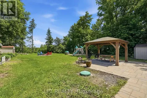 1467 Meadow Road North Ottawa ON K4P 1B1