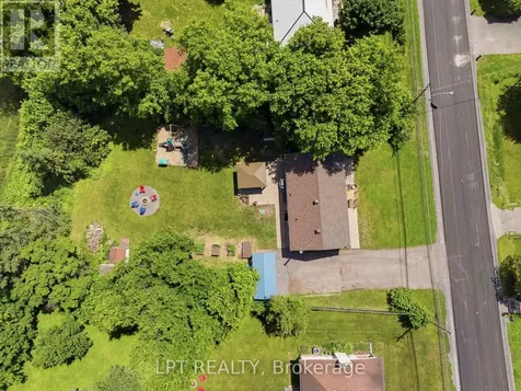 1467 Meadow Road North Ottawa ON K4P 1B1