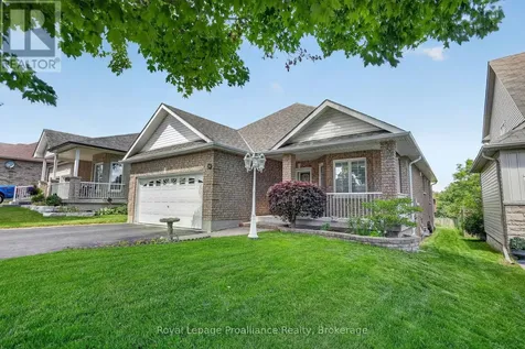 732 Prince Of Wales Drive Cobourg ON K9A 5X8