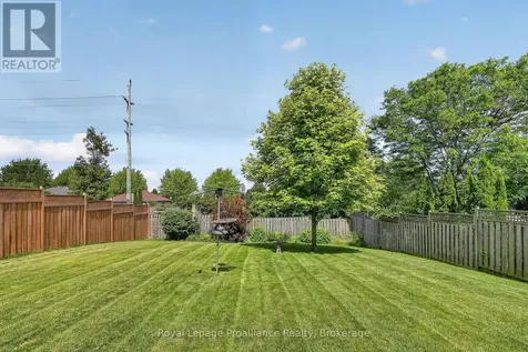 732 Prince Of Wales Drive Cobourg ON K9A 5X8