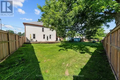 15 Dundas Street Newbury ON N0L 1Z0