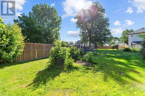 15 Dundas Street Newbury ON N0L 1Z0