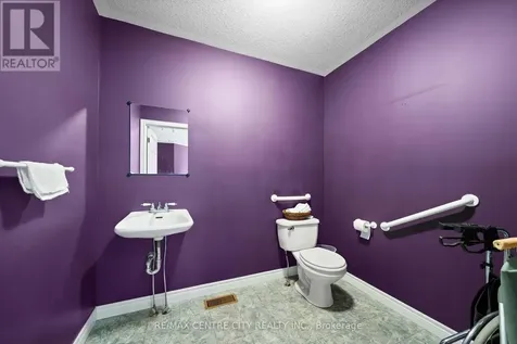 220 Talbot Street East Aylmer ON N5H 1H7