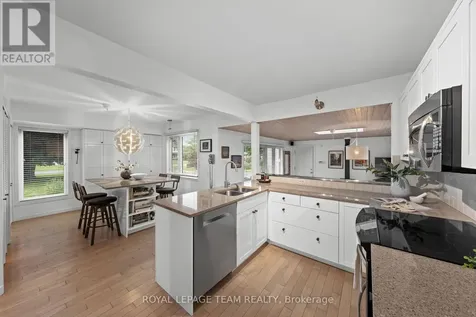 6478 Marina Drive Ottawa ON K4M 1B3