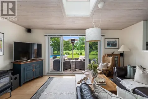 6478 Marina Drive Ottawa ON K4M 1B3