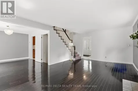 310 Mceachern Crescent Ottawa ON K1E 3K2