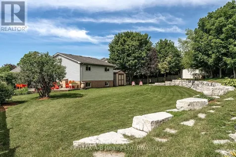 6 Meadowridge Court St. Marys ON N4X 1E7
