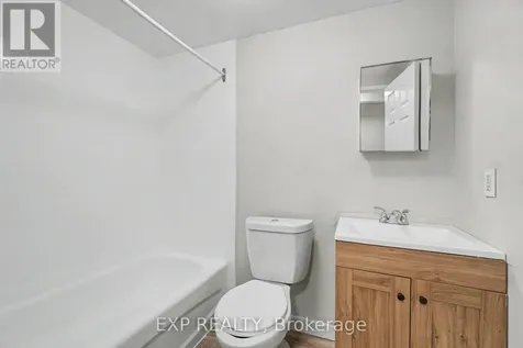 1435 Morisset Avenue West Ottawa ON K1Z 8H4