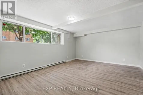 1435 Morisset Avenue West Ottawa ON K1Z 8H4