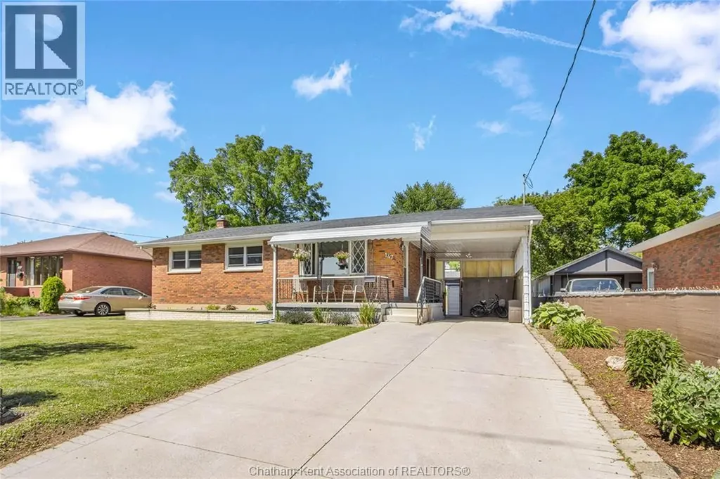 147 Coverdale Street Chatham ON N7L 2V1