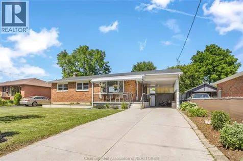 147 Coverdale Street Chatham ON N7L 2V1