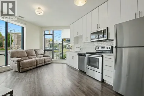 690 King Street West Kitchener ON N2H 5L8