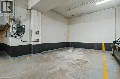 690 King Street West Kitchener ON N2H 5L8