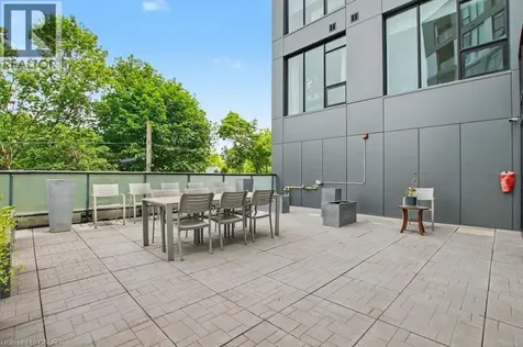 690 King Street West Kitchener ON N2H 5L8