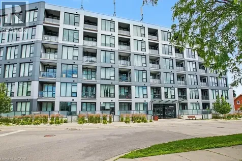 690 King Street West Kitchener ON N2H 5L8