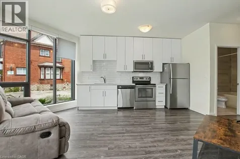 690 King Street West Kitchener ON N2H 5L8