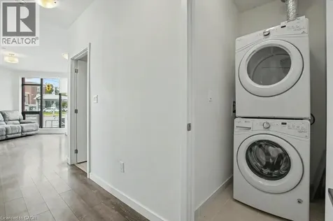690 King Street West Kitchener ON N2H 5L8