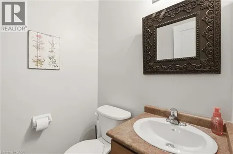 84 Duncairn Crescent Hamilton ON L9C 6G1