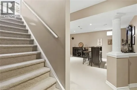 84 Duncairn Crescent Hamilton ON L9C 6G1