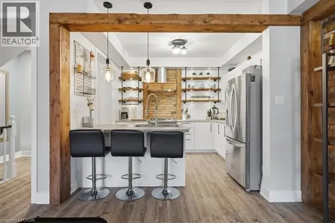 12 Hiscott Drive Waterdown ON L8B 0A2