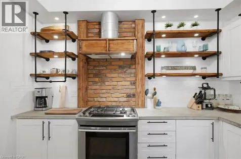 12 Hiscott Drive Waterdown ON L8B 0A2